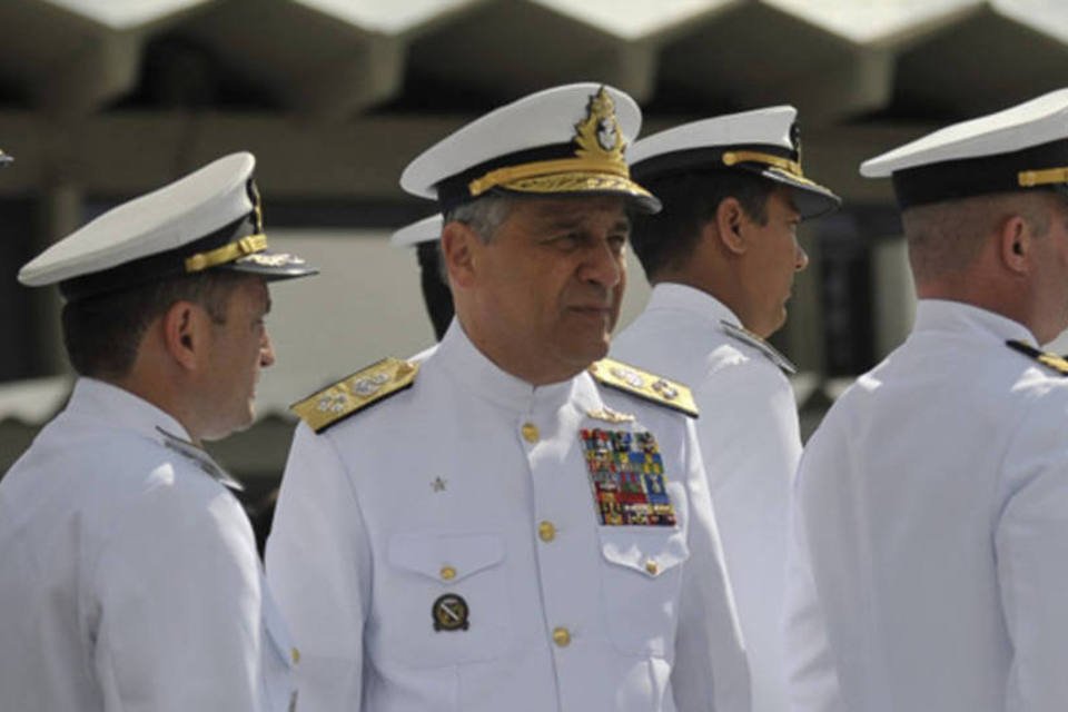 Marinha aguardará orientação de Dilma sobre relatório da CNV
