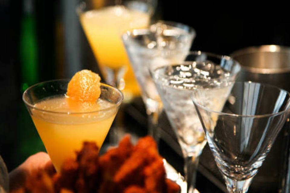 3 dicas para transformar sua sala em um bar