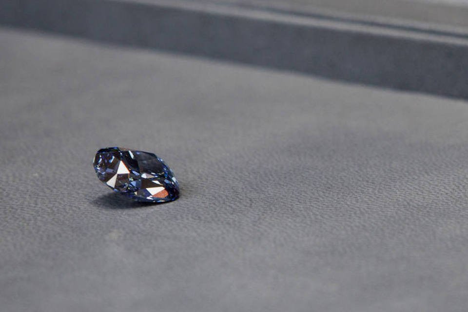 Diamante azul avaliado em US$ 35 milhões será leiloado