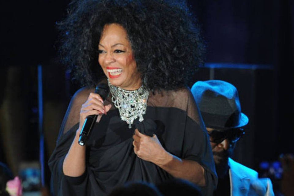 Música "Endless Love", de Diana Ross e Lionel Richie, ficou em primeiro lugar no ranking elaborado pela Billboard (Getty Images)