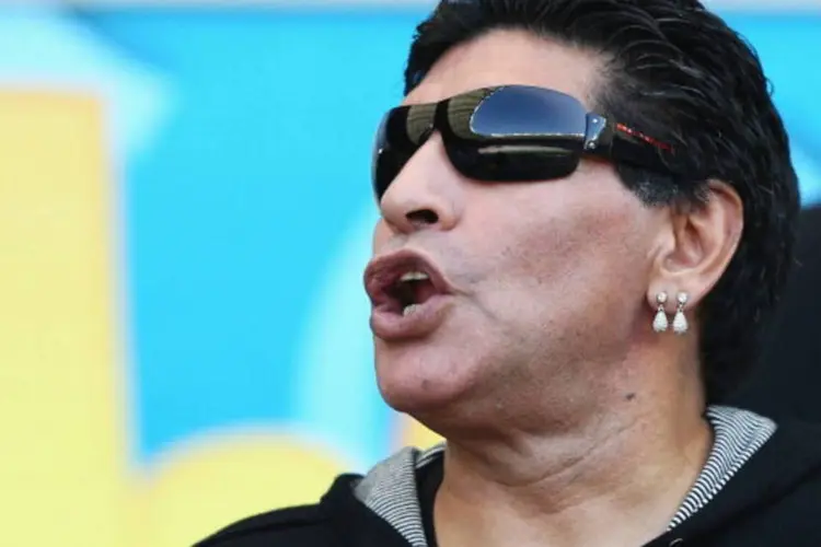 
	Diego Maradona: nova pol&ecirc;mica aconteceu na sa&iacute;da de um teatro
 (Fifa via Getty Images)