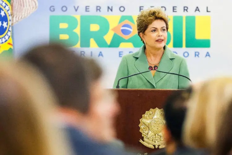 
	Presidente Dilma Rousseff durante cerim&ocirc;nia de lan&ccedil;amento do Plano Agr&iacute;cola e Pecu&aacute;rio
 (Roberto Stuckert Filho/ PR)