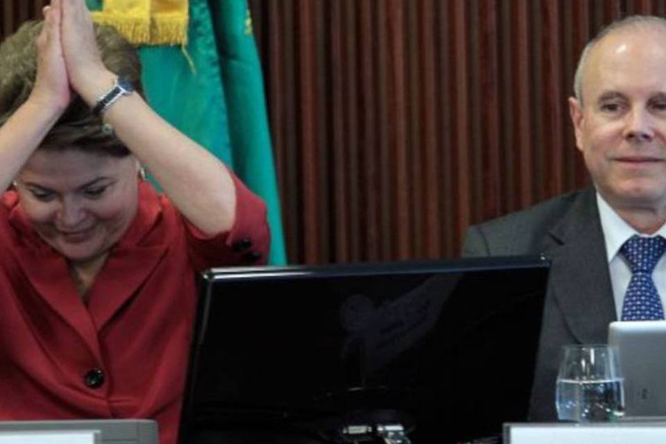 Dilma lança estímulos ao investimento na quarta-feira, dizem fontes