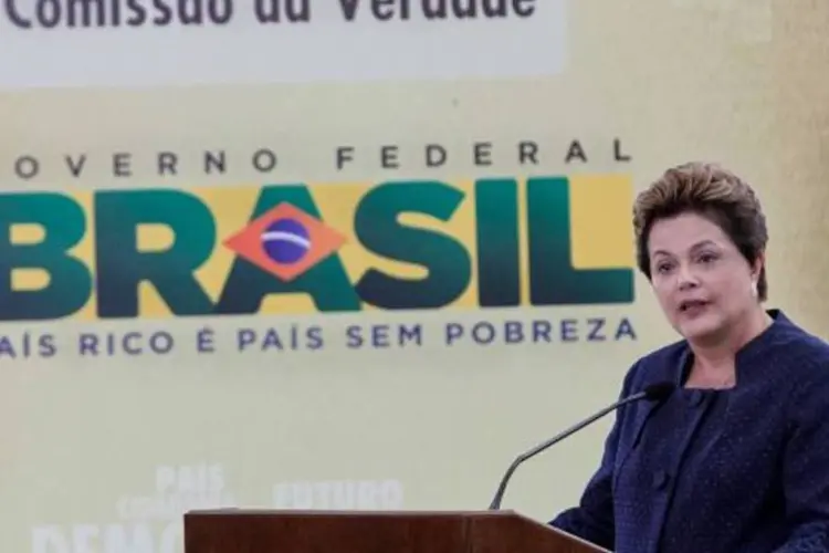 
	Dilma Rousseff durante cerim&ocirc;nia de Instala&ccedil;&atilde;o da Comiss&atilde;o Nacional da Verdade, no Pal&aacute;cio do Planalto
 (Roberto Stuckert Filho/Presidência da República)