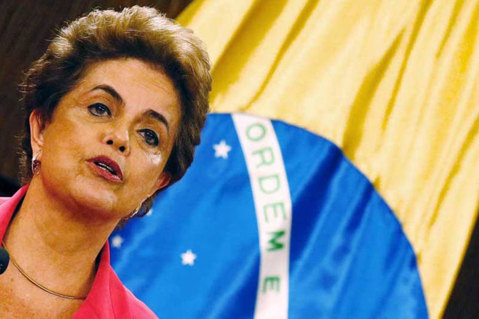 Dilma encerra primeira reunião pós-protestos sem coletiva
