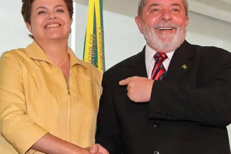 Dilma e Lula: prioridades até abril repassadas durante a transição (Roberto Stuckert Filho/Divulgação)