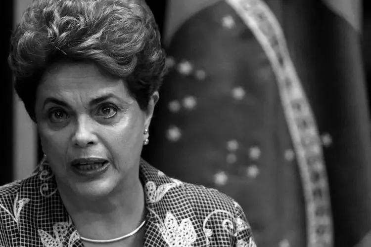 Dilma Rousseff no Senado fazendo sua defesa no julgamento do impeachment (REUTERS/Ueslei Marcelino)