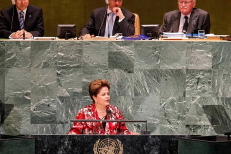 
	A presidente Dilma Rousseff discursa na ONU: Dilma lembrou que, durante a Rio+20, foi aprovado um documento final que define a agenda para o s&eacute;culo 21
 (Roberto Stuckert Filho/PR)