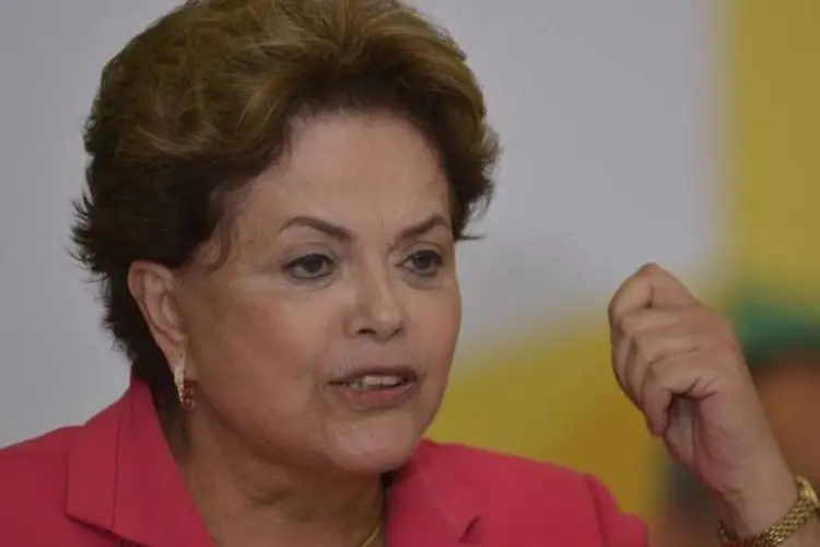 
	Presidente Dilma Rousseff durante discurso
 (Fabio Rodrigues Pozzebom/Agência Brasil)