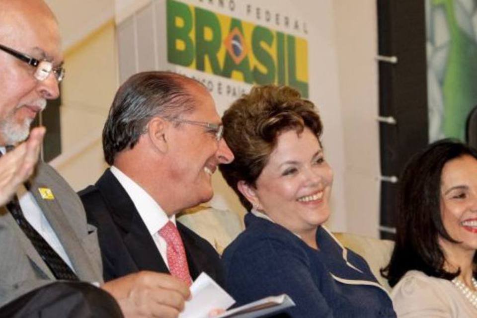 Dilma: governo decide até junho se amplia Minha Casa, Minha Vida