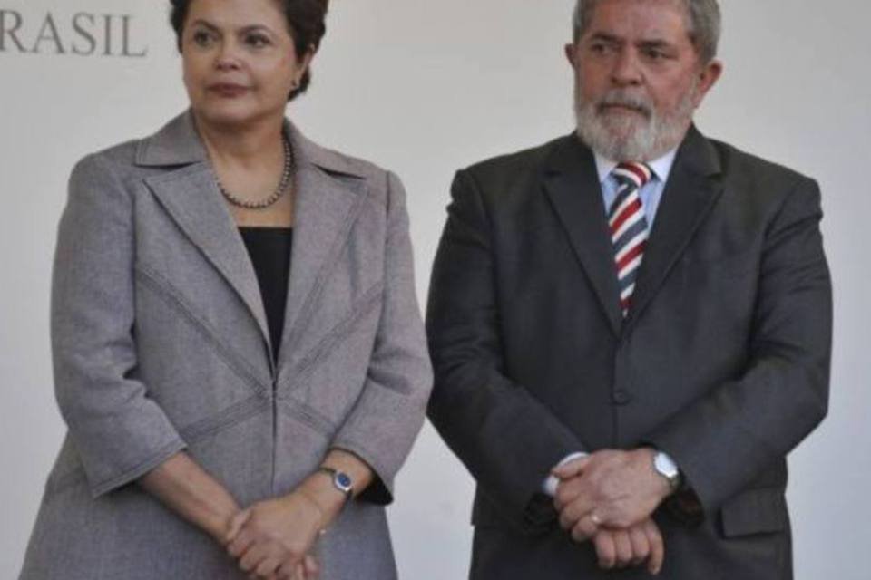 Após posse de Aldo, Dilma viaja a SP para visitar Lula