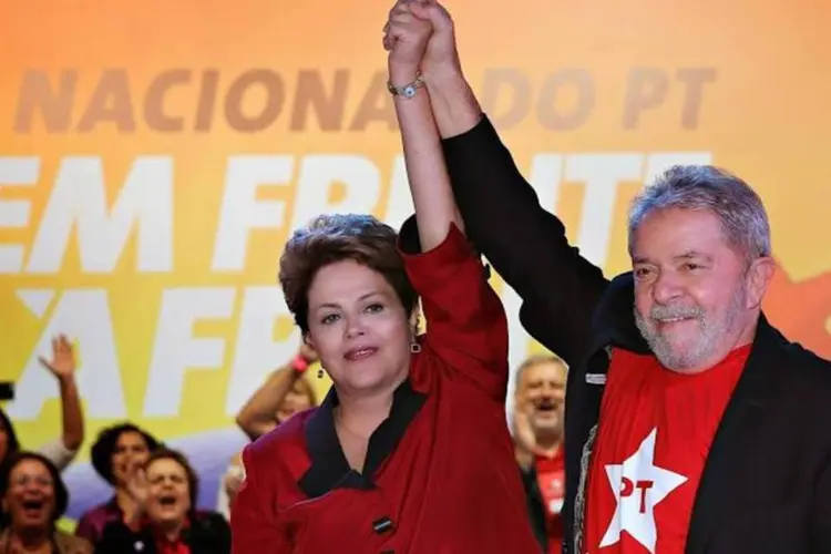 
	Presidente Dilma e Lula durante encontro nacional do PT
 (Divulgação/PT)