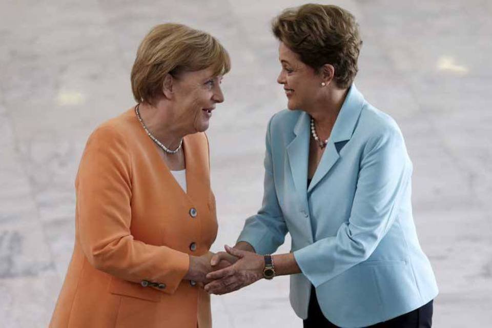 Merkel faz lobby e pressiona Brasil a abrir mercados