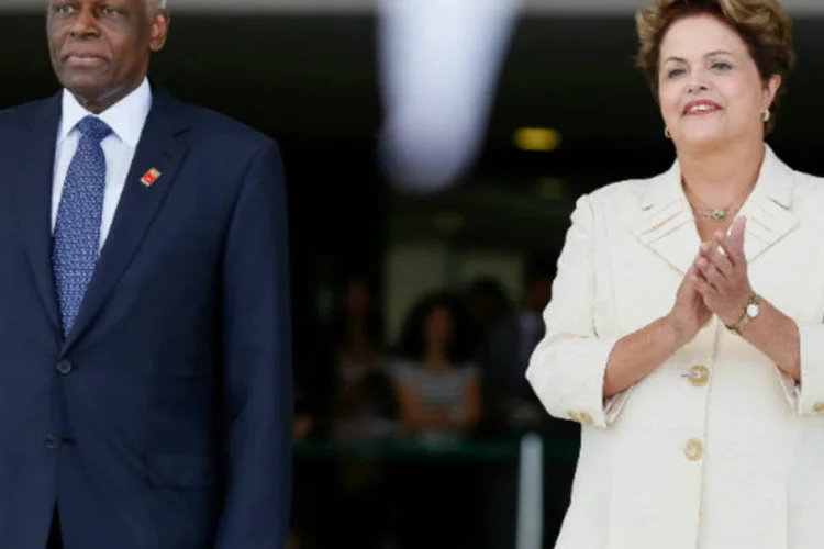 
	Dilma e Jos&eacute; Santos: Dilma recebe pela primeira vez presidente de Angola em visita oficial
 (Roberto Stuckert Filho/Presidência da República)