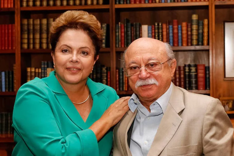 
	Dilma Rousseff durante encontro com Roberto Amaral, l&iacute;der do PSB, em Bras&iacute;lia
 (Ichiro Guerra/Dilma 13/Divulgação)