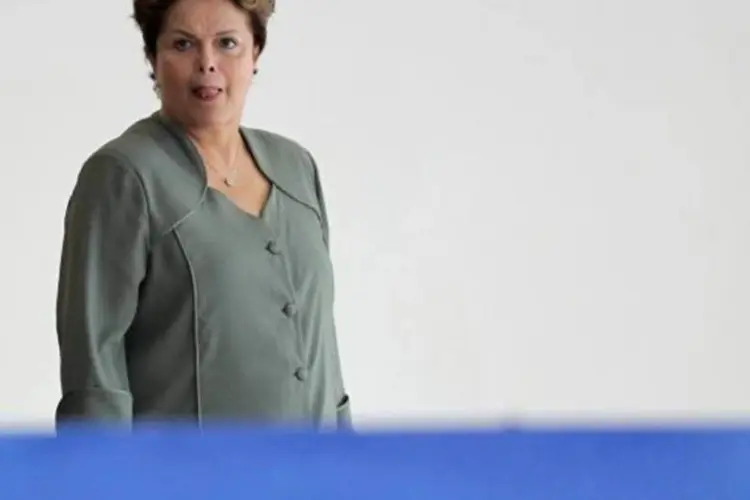 
	Dilma Rousseff em evento: a expectativa inicial era de que o plano para portos e aeroportos fosse anunciado em setembro
 (Ueslei Marcelino/Reuters)