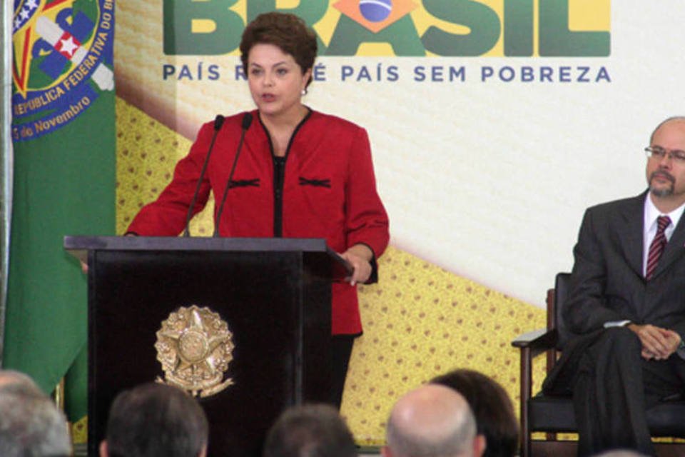 Dilma autoriza saque do FGTS por vítimas des chuvas