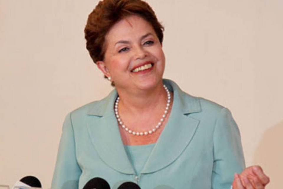 Dilma afirma que escolha de Erenice coube a Lula