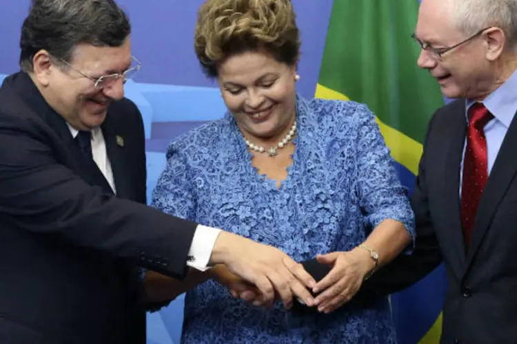 Dilma Rousseff, Jose Manuel Barroso e Herman Van Rompuy: "alcançamos alguns desenvolvimentos", anunciou Dilma (Francois Lenoir/Reuters)