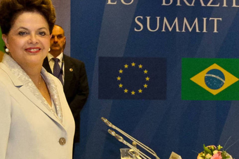 Depois de viagem à Europa, Dilma passa o dia no Alvorada