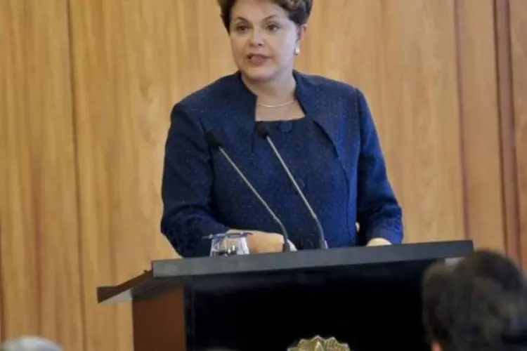 Dilma: "Estamos vivendo uma situação preocupante na economia internacional com a crise na zona do euro" (Fabio Rodrigues Pozzebom/ABr)