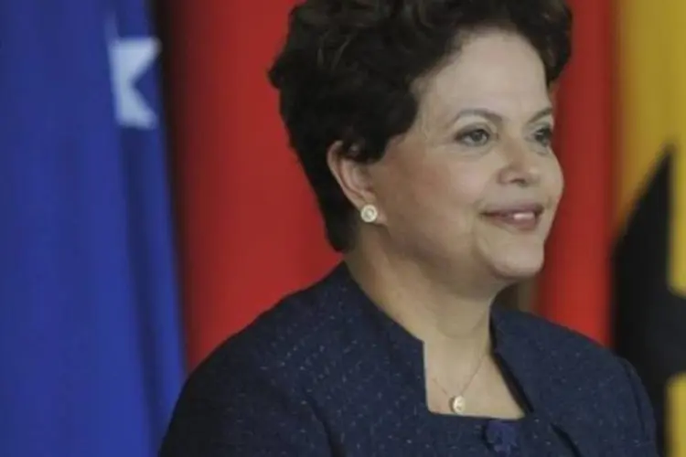Dilma afirmou que as alíquotas do Supersimples caíram para todas as faixas (Antonio Cruz/ABr)