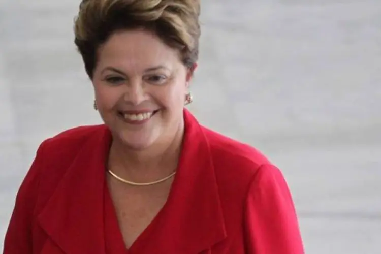 
	Dilma Rousseff: para ela, a meta do governo de levar 101 mil estudantes brasileiros ao exterior at&eacute; 2014 ser&aacute; alcan&ccedil;ada
 (Ueslei Marcelino/Reuters)