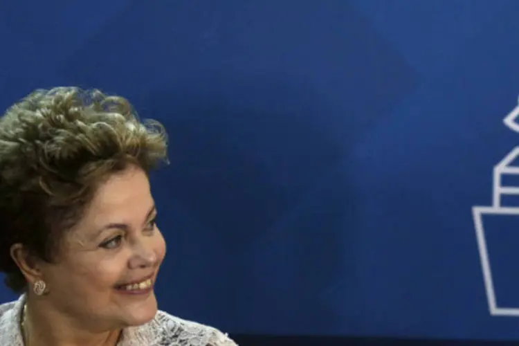 
	Dilma Rousseff: &quot;Brasil hoje tem uma situa&ccedil;&atilde;o em rela&ccedil;&atilde;o ao resto do mundo de baixa vulnerabilidade. Acumulamos US$ 378 bilh&otilde;es de d&oacute;lares de reservas&quot;, completou
 (Ricardo Moraes/Reuters)
