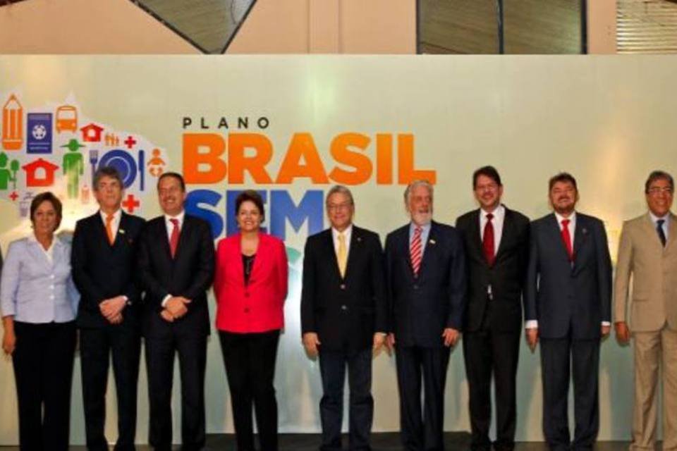 Dilma e governadores do Nordeste: o combate à miséria é prioridade; e a corrupção? (Roberto Stuckert Filho/Presidência da República)