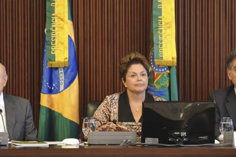 O governo considera que o investimento privado tem que aumentar para que o país possa alcançar o crescimento econômico de 4,5% previsto para este ano (Wilson Dias/ABr)