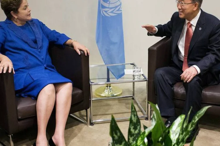 Dilma Rousseff e Ban ki-moon: diplomata coreano aproveitou reunião para pedir a Dilma apoio na luta contra o ebola (Reuters)