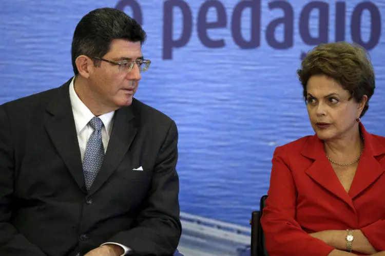 A presidente Dilma Rousseff e o ministro da Fazenda, Joaquim Levy: “o Joaquim Levy é da minha confiança, fica no governo” (Ueslei Marcelino/Reuters)