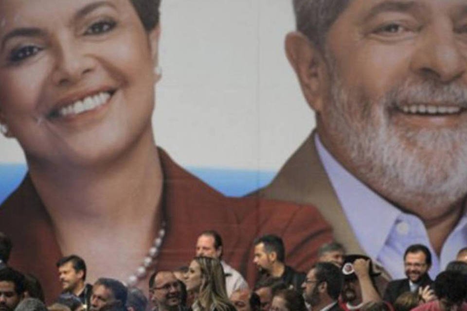 Jornal `Liberation´ caracteriza Lula como o 1º presidente de esquerda no Brasil, bem como sua possível sucessora, Dilma Rousseff (Mauricio Lima/AFP)