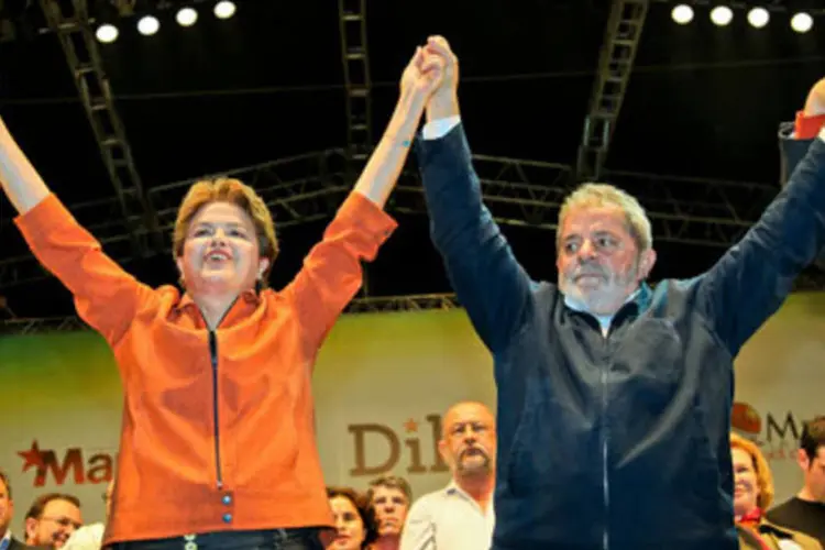 Na maior parte de seus 20 minutos de discurso, Lula pediu voto para Mercadante (.)