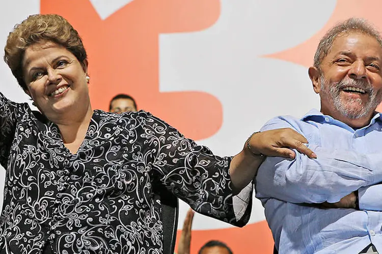
	Dilma participa ao lado de Lula em ato de campanha: segundo Alberto Youssef revelou &agrave; PF, ambos sabiam de esquema de corrup&ccedil;&atilde;o na Petrobras, segundo Veja
 (Ricardo Stuckert/Instituto Lula)