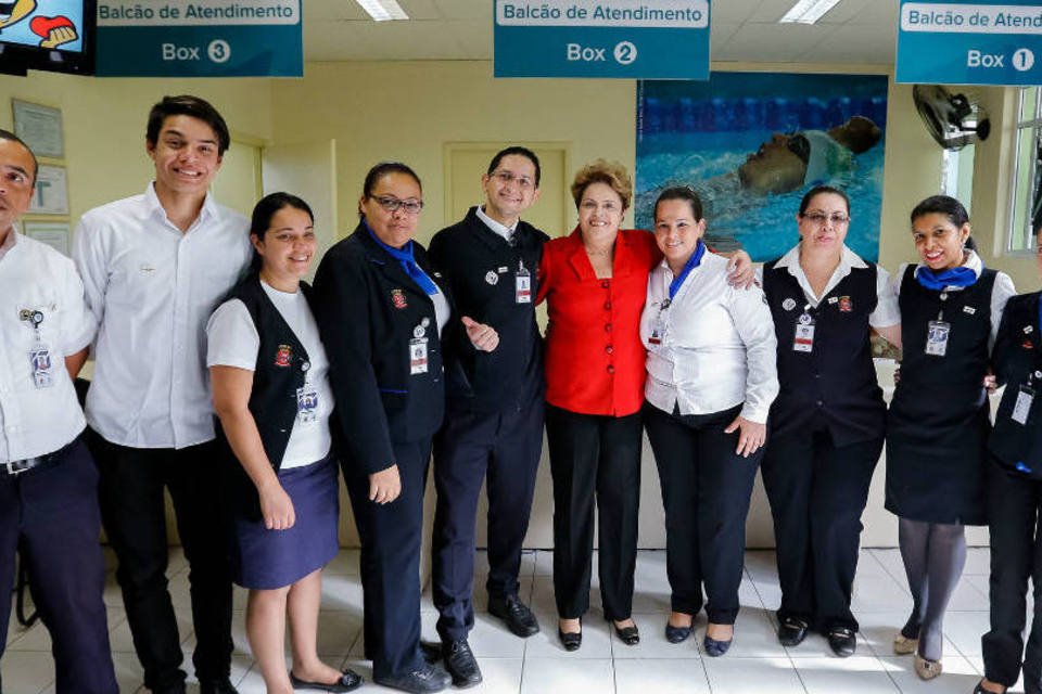Dilma visita centro de reabilitação em São Paulo