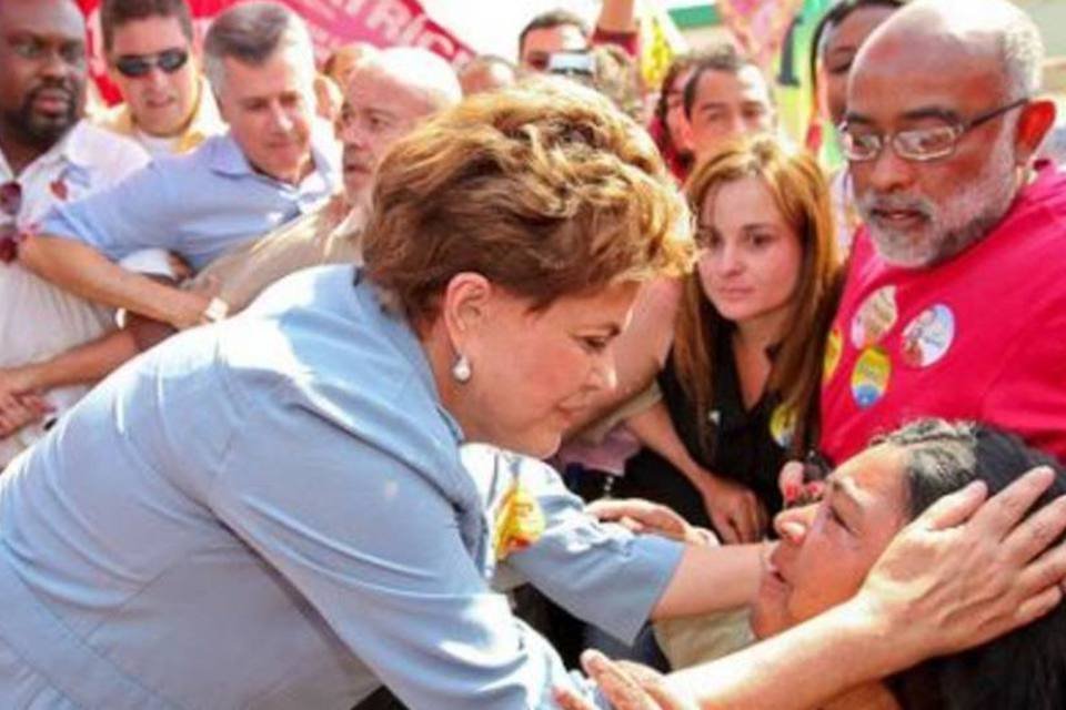 Lula vai apresentar Dilma na TV como ´mãe` dos pobres
