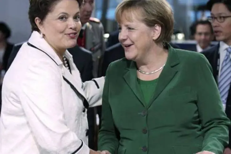 Dilma Rousseff, presidente do Brasil, e Angela Merckel, premiê da Alemanha (Getty Images)
