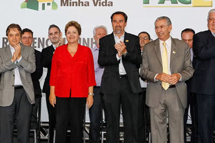 Dilma durante cerimônia de assinatura de ordem de serviço para início da construção de 1.461 unidades habitacionais do Programa Minha Casa Minha Vida (Roberto Stuckert Filho/PR)
