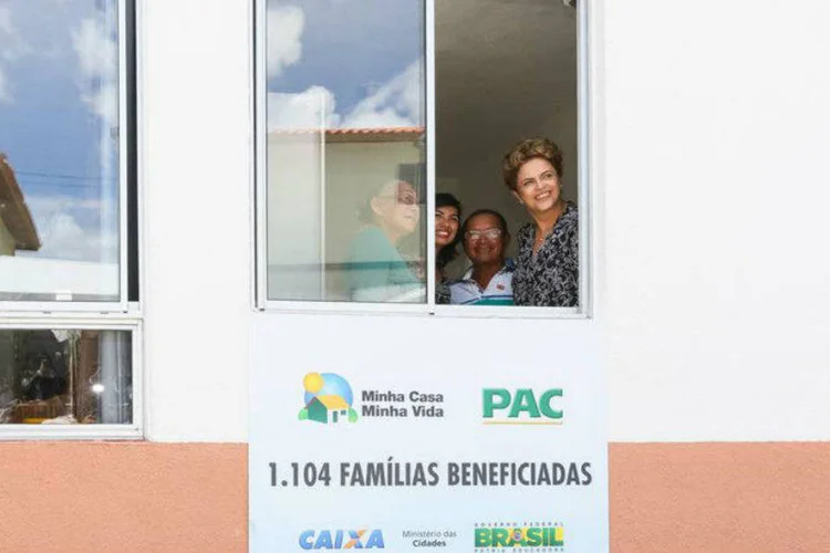
	Minha Casa, Minha Vida: no ano passado, o governo contratou apenas 1.188 moradias do faixa 1, ante 132.615 unidades habitacionais em 2014
 (Roberto Stuckert Filho/PR/Fotos Públicas)