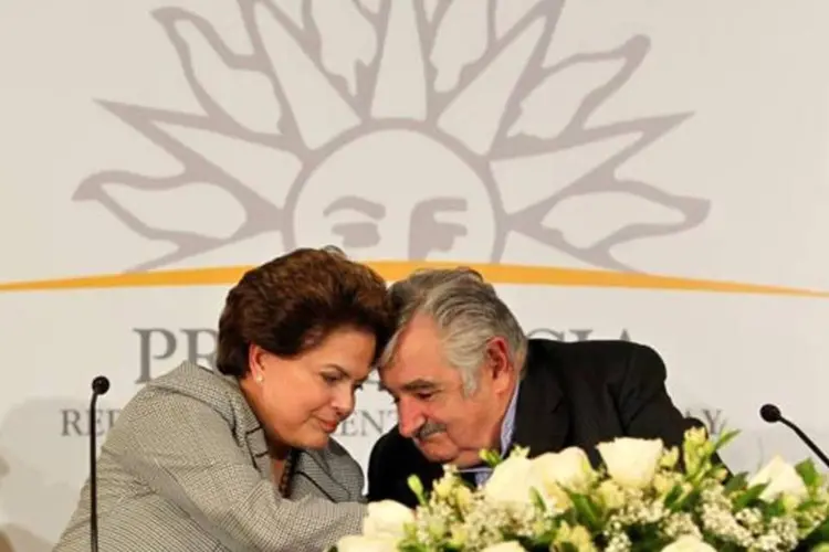 A presidente Dilma e José Mujica: apoio brasileiro ao Uruguai (Roberto Stuckert Filho/PR)