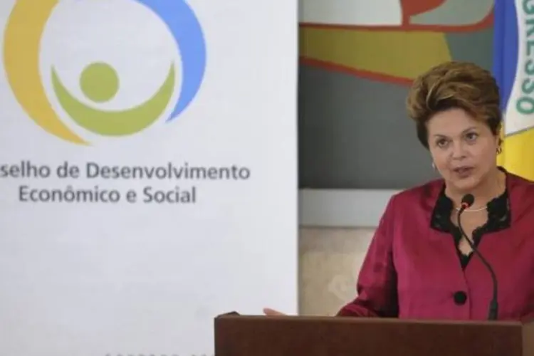 A presidente Dilma Rousseff, participa da 39ª Reunião Ordinária do Conselho de Desenvolvimento Econômico e Social  (Wilson Dias/Agência Brasil)