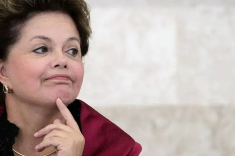 
	A presidente Dilma Rousseff: mesmo com esfor&ccedil;os de Dilma para estimular o consumo, economia perde lugar no ranking
 (Ueslei Marcelino/Reuters)