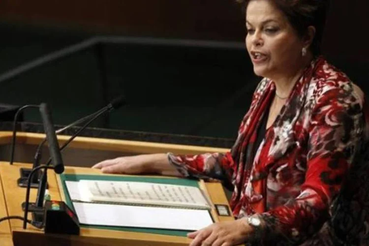 Presidente Dilma Rousseff discursa na 67ª Assembleia-Geral da Organização das Nações da Unidas na sede da ONU em Nova York (Keith Bedford/Reuters)