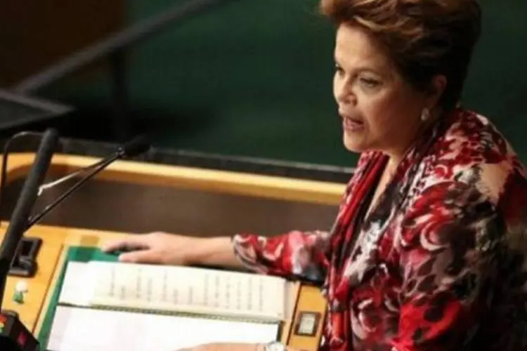 
	Presidente Dilma Rousseff durante o discurso na Assembleia Geral da ONU, onde se defendeu de acusa&ccedil;&otilde;es sobre protecionismo
 (Spencer Platt/Getty Images/AFP)