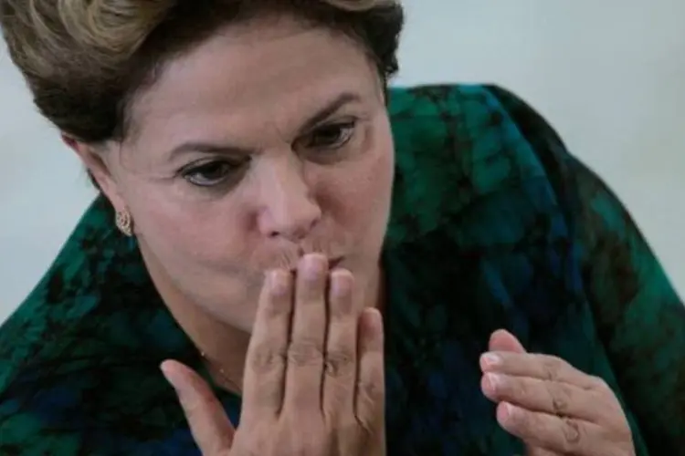 Dilma Rousseff: o governo brasileiro espera que a missão de Patriota e outros nove chanceleres da América do Sul consiga adiar a votação do impeachment (Ueslei Marcelino/Reuters)