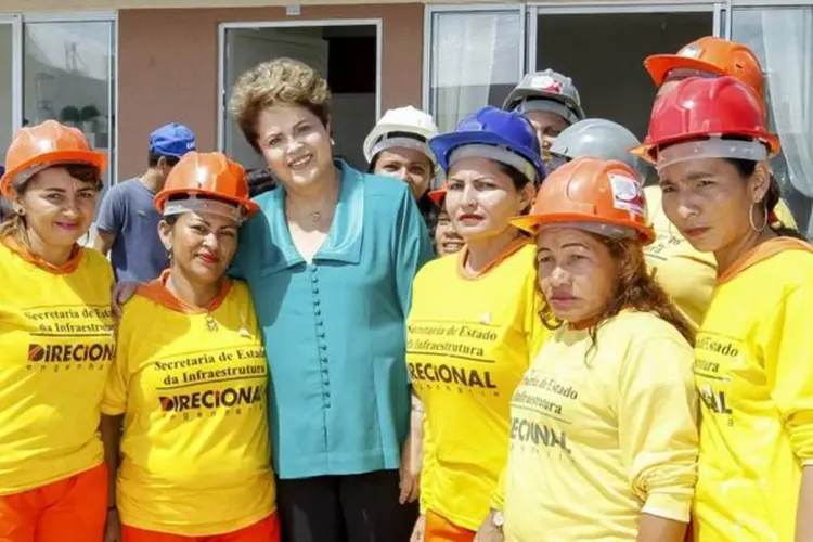 
	Dilma em entrega de unidades do Minha Casa Minha Vida: planejamento foi mal-feito
 (Roberto Stuckert Filho/PR)