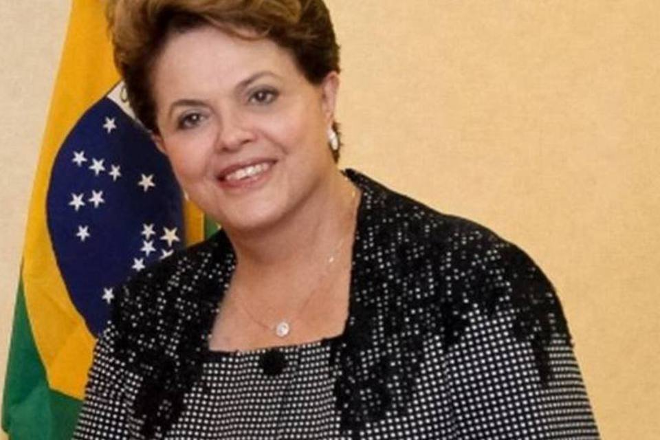 Na TV, Dilma diz que combaterá "malfeitos" sem trégua