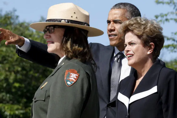 
	Dilma Rousseff e Barack Obama em visita ao memorial de Martin Luther King
 (REUTERS/Kevin Lamarque)