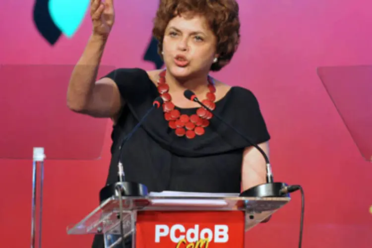 A pré-candidata à presidência pelo PT, Dilma Roussef, durante ato promovido pelo PCdoB (.)